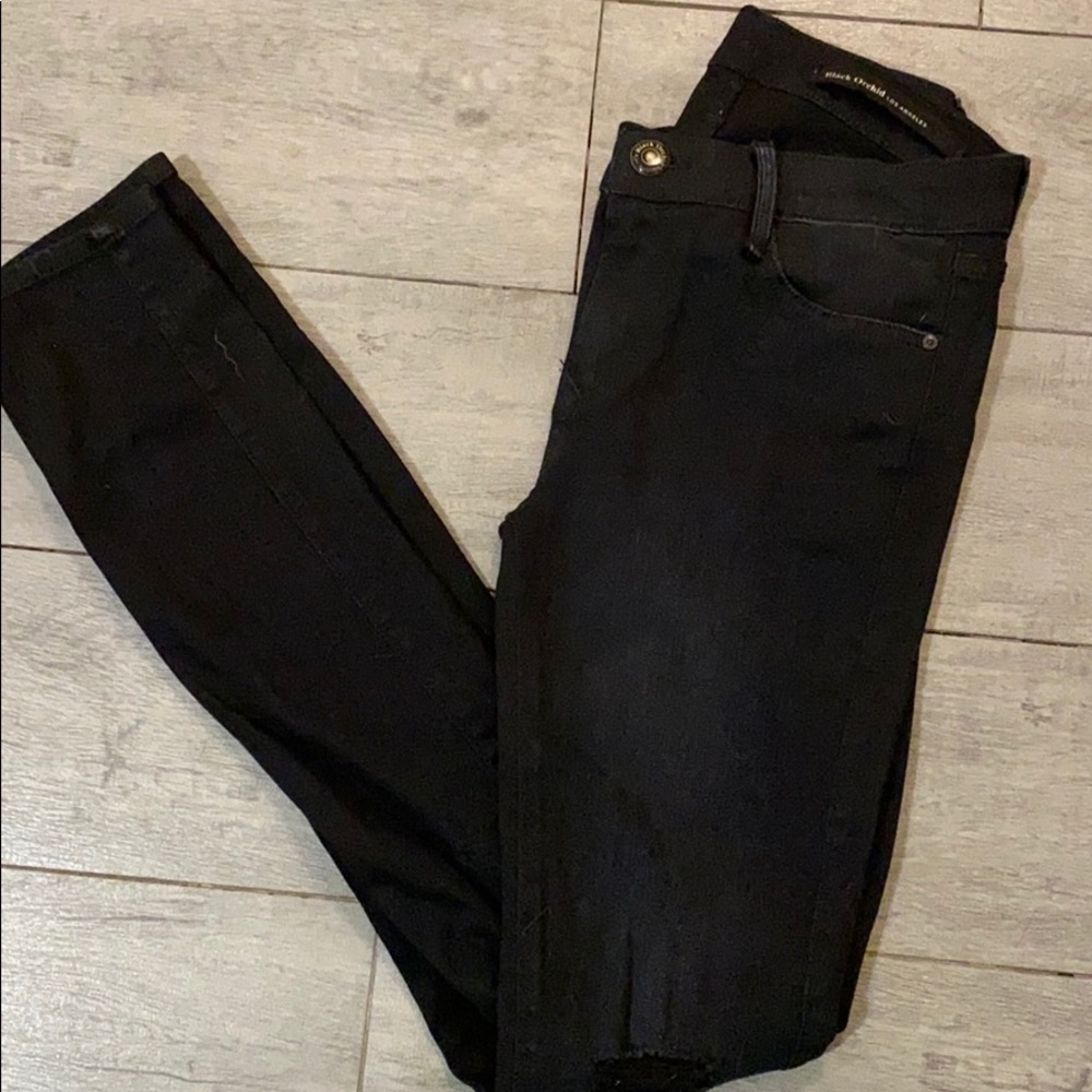 Black ripped jeans